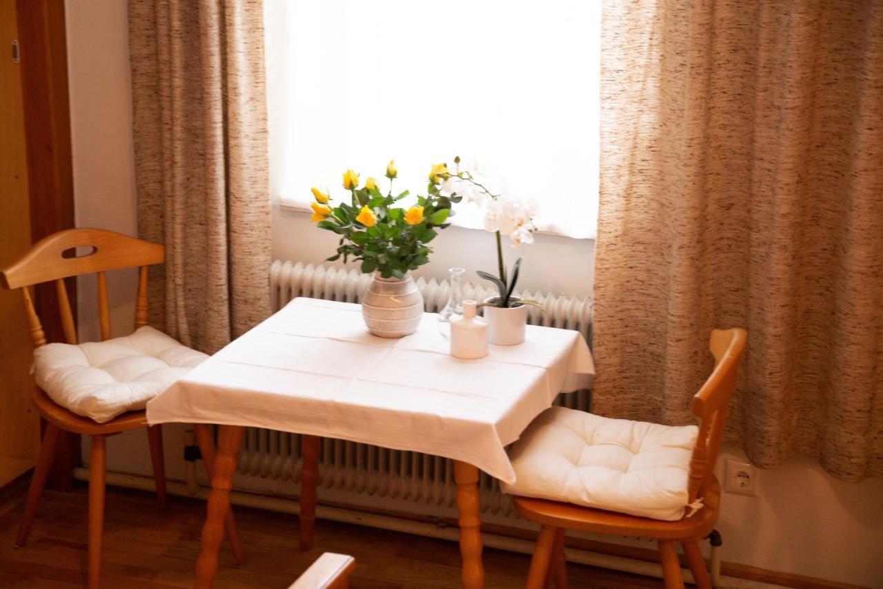 Apartments Marie A ฮัลล์สตัทท์ ภายนอก รูปภาพ